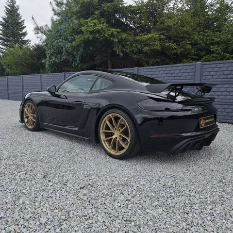 Porsche 718 Cayman GT4 — zdjęcie 3